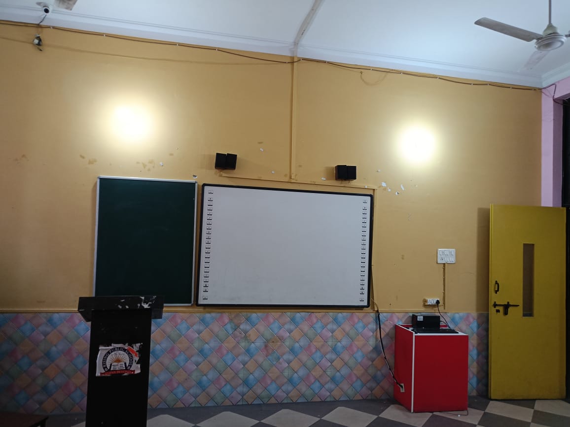 Smart Class Image